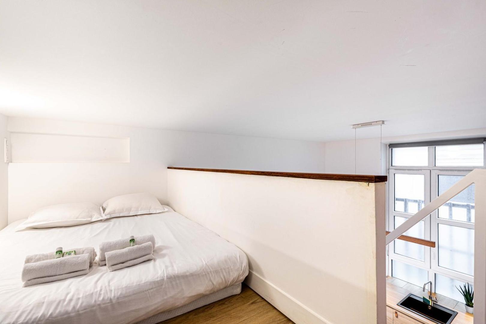 Disponible - Paris - All Equipped Duplex - From 1 To 6 Guests Apartment Paris